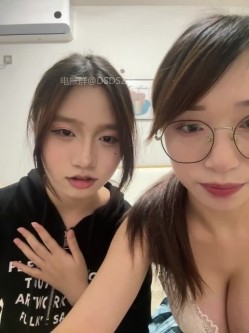 ️清纯主播【202509yoyo】表姐带着表妹下海直播、在线教口活、练习做爱姿势 截图1