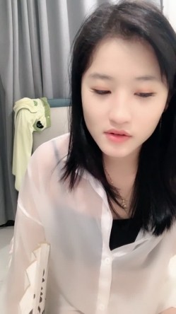 校花来了！好漂亮好甜美，清纯反差小姐姐【云妹妹】自慰！一字马！好想进入她 截图10