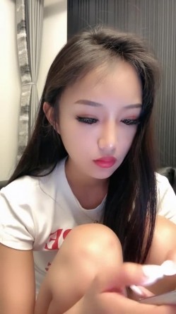 极品御姐【玩你很难吗】美腿丝袜~道具抽插~激情爆操 截图6