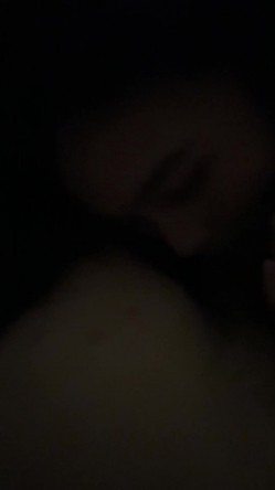 【前男友泄露】青岛G杯露脸巨乳女大学生，与男友自拍性爱视频流出 截图15
