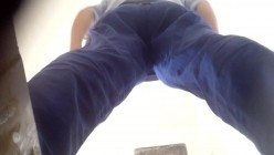 技校沟厕都是些没满20嘘嘘的学生妹，各式各样洁白如玉的翘臀和清晰可见的股沟每一个真心撩人勾魂 截图6