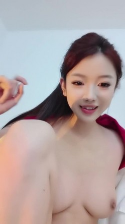 【乔妹妹】白虎大长腿，抖奶裸舞，240分钟美乳扒穴自慰 截图13