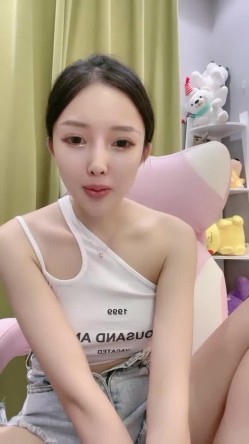 超美洛阳女神车模下海兼职！肤白人美阴毛特别旺盛 截图6