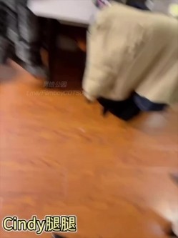 圣诞狂欢 Cindy腿腿 国产极品人气TS，长相清纯身材一流，一双纤细的大长腿，不输任何女人 截图7