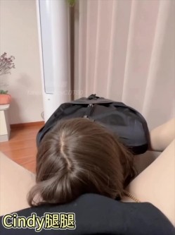 圣诞狂欢 Cindy腿腿 国产极品人气TS，长相清纯身材一流，一双纤细的大长腿，不输任何女人 截图12