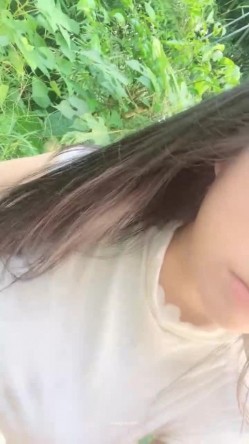 【京鱼儿】19岁童颜巨乳 女仆学生制服 道具自慰 流白浆 ！高人气19岁学生妹 白皙大奶！！ 截图11