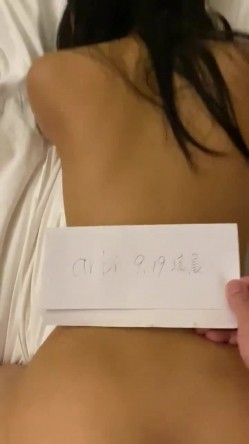 《福利 重磅 会所首发》3P三飞简直人生赢家~推特大佬深圳arbi的小快乐征服多位极品女友投行模特空姐各种反差婊太性福了 截图2