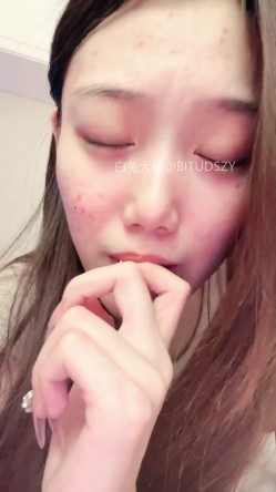 ️神级女神【董小姐】高端女神！模特身材~裸舞~道具自慰~白浆直流！ 截图9