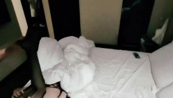 绿帽博主【大熊猫】，经常跟粉丝一起3P4P两女友，几个人一起开淫乱派对 截图1