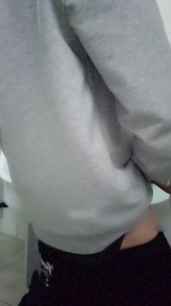 长腿美乳网红妹可爱小胖丁新作-男厕的呻吟 与炮友男厕偷情野战 无套后入抽插呻吟白浆 截图6