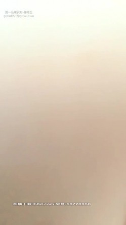 帝都极品白虎小少妇，【AVove】跟男友户外车震，翘臀美乳，淫语不断，直接射到嘴里，紧张刺激 截图16