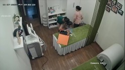 新流出 ️【破解摄像头】 ️美容院高质量少妇小姐姐全身刮毛 截图1