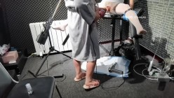 推特玩女训练母狗大神【绿帽调教】门槛福利，手持高速电钻炮机各种专业设备调教学生骚母狗 截图6