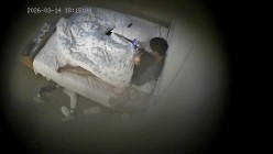 酒店偷拍可爱反差学妹与眼镜男友的游戏啪啪腻歪日常 截图12