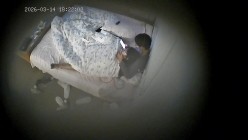 酒店偷拍可爱反差学妹与眼镜男友的游戏啪啪腻歪日常 截图14