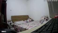 【360摄像头】偷拍少妇卖淫三年接待嫖客全记录，短发少妇，很敬业，客人一个接一个 截图15