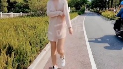 【与露出大神冯珊珊合作过的极品美少女 ️露出女神 ️你的小可爱】各种地方极限露出 截图1