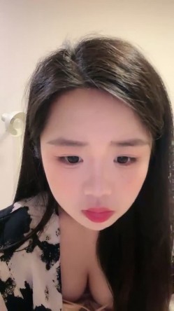 05小妹妹 极品G奶校花满背纹身 巨乳肥臀~兴奋吃鸡 道具自慰~被纹身大哥无套啪啪狂操 截图5