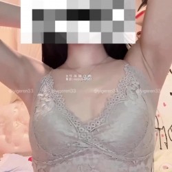 九头身性感御姐『一个ren 鱼刺yuci』粉丝定制 腋下展示自慰 spa全身涂满精油69口爆 华伦天奴射在高跟鞋上 截图10