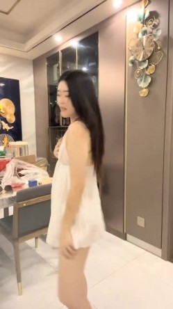 酒店女神，醉生梦死的每一天，羡煞众人，【03年安琪拉表妹】，夜店狂欢，喝醉都吐了，酒店啪啪 截图4