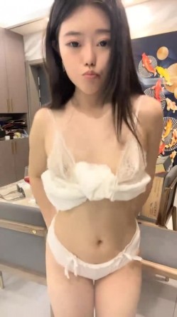 酒店女神，醉生梦死的每一天，羡煞众人，【03年安琪拉表妹】，夜店狂欢，喝醉都吐了，酒店啪啪 截图13