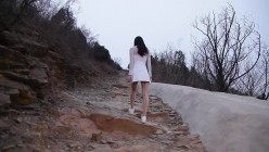 AISS爱丝VIP视频3部何冉、若兮极品女神性感丝袜若隐若现非常诱人1080P超清1 截图2