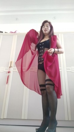 《臀控熟女控》优酷广场舞露脸骚比熟女网红大屁股【玉儿】定制私拍各种透明撩骚情趣装扭臀晃腰挑逗掰穴自慰超骚 截图14