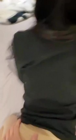 抖音网红甜桃椰子，大尺度自慰及线下约啪金主空姐制服啪啪视频集合流出！ 截图5