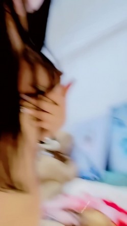 青春无敌，抖音风艺校美少女【杨晓花】定制福利，露脸露点，各种热门BGM裸舞 截图6