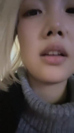 成都小美女，夜晚街头吃喝玩乐一条龙，【瘦不下来的欢小姐】，几瓶啤酒助兴，跟男友激情啪啪 截图1
