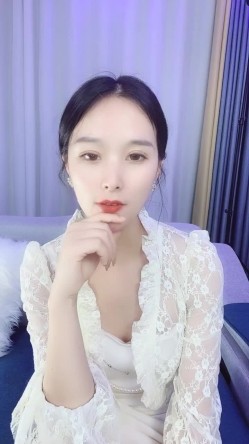 超级高档御姐！长得像明星童X，无敌甜美大长腿，把美腿伸直了自慰，高价密码房，声音甜美喜欢唠嗑，9分高颜值8分好身材 截图9