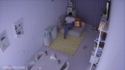 黑客破解家庭网络摄像头偷拍 ️高颜值情侣性爱没有女人能拒绝身材棒的男人第一次射嘴里第二次射背上 截图1