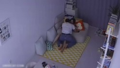 黑客破解家庭网络摄像头偷拍 ️高颜值情侣性爱没有女人能拒绝身材棒的男人第一次射嘴里第二次射背上 截图8