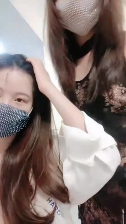 【夭夭小姐】模特双女神~! 丝袜美腿高跟~跳蛋道具~流浆 截图1
