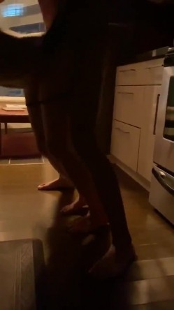 推特网黄私密组织绿帽群内部福利视图集 各种高颜UP主反差婊不健康自拍淫荡至极 截图5