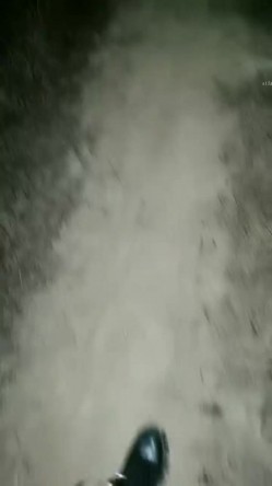 户外刺激，人气女神再出山，【香菜一奈】，野外山顶~勾搭口交~，路边尿尿，车震，浪叫声响彻旷野 截图4