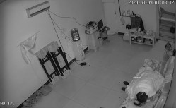 【破解摄像头】非常的主动少妇在沙发啪啪啪，男的也是个暖男搞完了还帮忙把逼擦干净 截图7