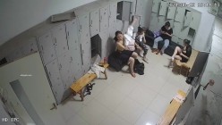 舞蹈班《监控破解》偷拍多位美女学员后台换衣服 截图4