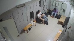 舞蹈班《监控破解》偷拍多位美女学员后台换衣服 截图8