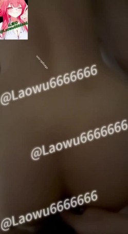 【绿帽淫妻】反差眼镜少妇，极品高颜值露脸人妻「SMMSMM」，约炮入珠单男，和上门推油男技师调情，被当作母狗多人淫趴调教 截图6