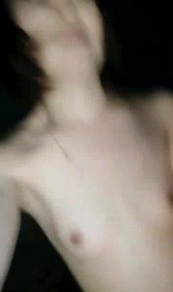 高颜值气质美少妇户外冰冰老师和开豪车的肚腩露脸路边车震非常给力男 截图11