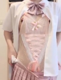 网红少女-吃定你（奶萝喵四）最新福利视图集 截图14
