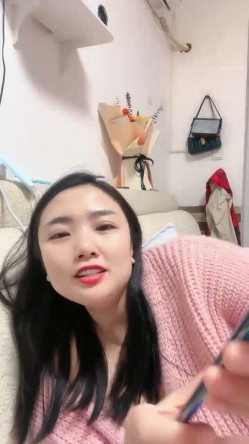 巨乳女神 ️【暴躁小白】G奶炸裂摇晃动人双乳~道具自慰白浆滚动！爽爆啦 ️害我狂打飞机！ 截图13
