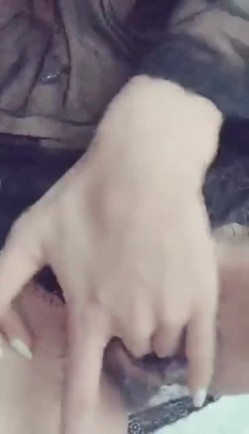 狐狸是你的水蜜桃- 纤瘦的少妇、好喜欢这个邻家阿姨，主播下海私下福利，逼骚的好多水！ 截图4