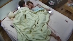 酒店偷拍精品 性欲很强的高颜值美女感情生活混乱，大哥操完男友操 截图15