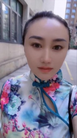 御姐女王范会所金牌技师，重庆巨乳小尤物【婉儿】特色性爱服务，双飞吹拉弹唱一条龙爽翻天 截图4