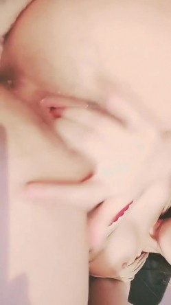 核弹！G奶尤物~20小时~【嗯哼老师】道具狂插~爽到爆炸~！惊艳四方，大美女，人间尤物 截图10