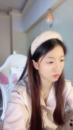 帝王级享受【06清纯安静】校花学妹拉闺蜜下海 双飞啪啪 道具玩弄叠罗汉各种神操作 截图15