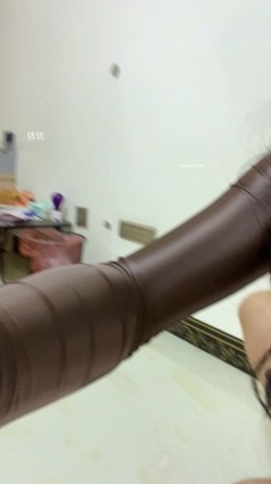 极品灰丝长腿翘臀女神【优优-家教老师的奖励】各种淫语挑逗~怼脸紫薇钢笔假屌搞B搞屁眼流白浆撸点超高 截图12