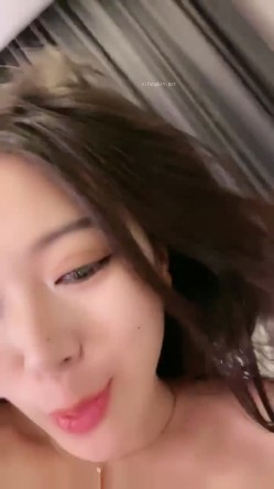 【汝汝汝】两大女神 两个妹子，女神被无套内射，超爽，欲仙欲死的小表情太销魂了，劲爆佳作 截图3